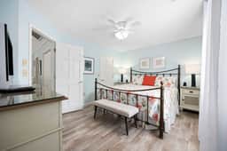Pet-friendly Golf/Tournament/Retreat Spot next to Beach w/Pools