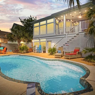 Golf, Fish, Shop! Modern home with Heated Pool, Hot Tub and Elevator