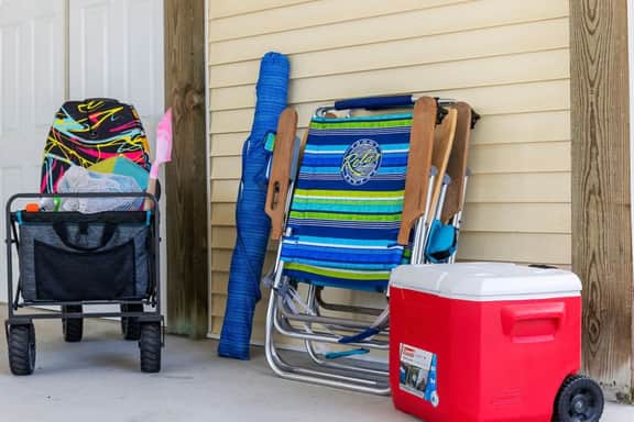 Amazing Pet-friendly Home- Heated pool, Hot Tub and Golf Cart