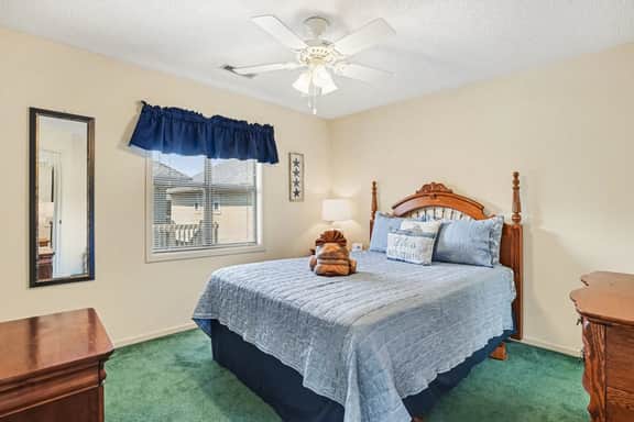Nostalgic Beach Cottage | Unplug & Relax Near Pier