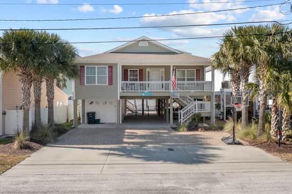 The Ultimate Family Hangout: Heated Pool, Games & 2-Min to Beach