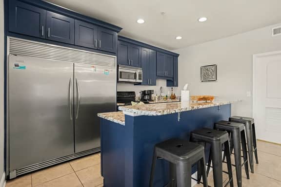 Golf Trip Villa | 3BR Ensuites, Elevator, Beach - Image 2