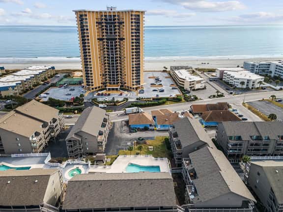 ✨ Shore Drive Gem | Steps to Beach & Ocean Annie’s!