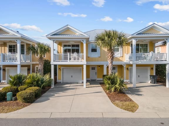 2/2 Townhome with North Beach Resort Access- Pools, Hot tubs, Pets Welcome