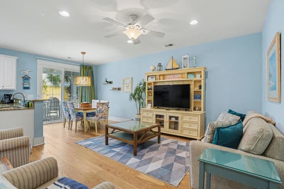 🌅 Coral Sunset | Game Room + Swim-Up Bar | 4-Diamond Resort | Sleeps 8